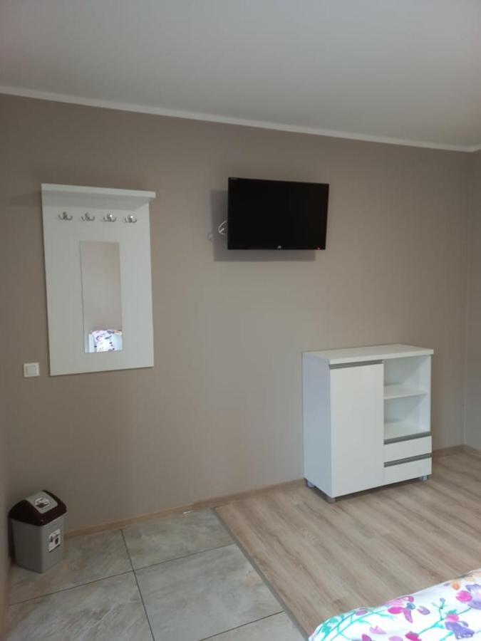 Pod Kogucikiem Aparthotel Krzyzanowice Ngoại thất bức ảnh