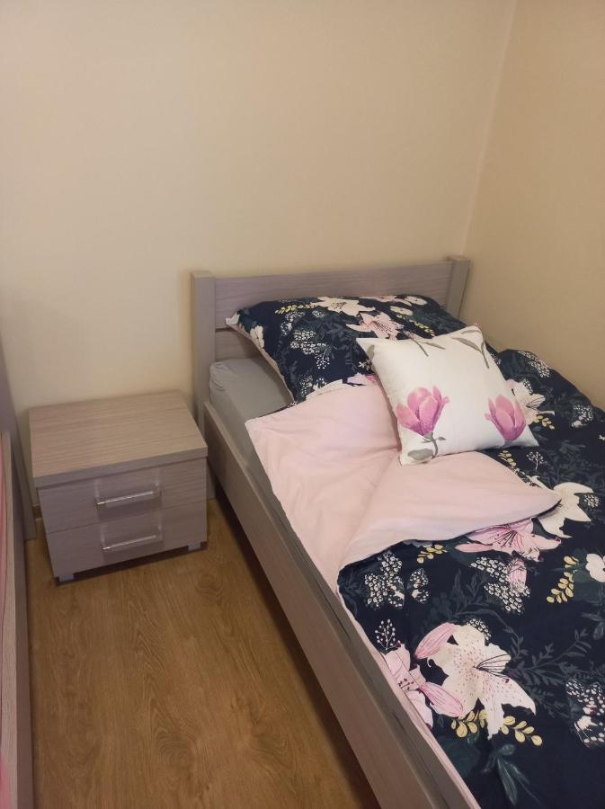 Pod Kogucikiem Aparthotel Krzyzanowice Ngoại thất bức ảnh